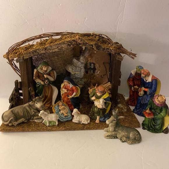 O'WELL CHRISTMAS NATIVITY SET 12 PC CHINA FIGURINES - Picture 1 of 14